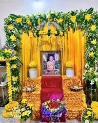 Swami Samarth Decoration Idea for Prakat Din and Swami Samarth Punyatithi or Big Seva Puja with Yellow flowers