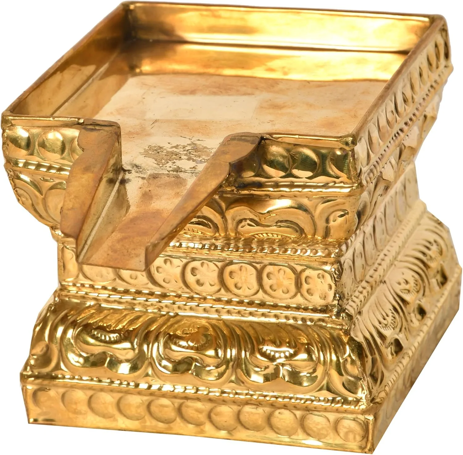 Tamhan is 100% pure copper thali used for Abhishekam of Swami Samarth Idol on 170th Swami Samarth Prakat Din in USA